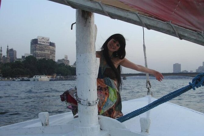 1 -Hour Sailing Egyptian felucca ride on the Nile in Cairo - Snacks, lunch, and the confusing food promise