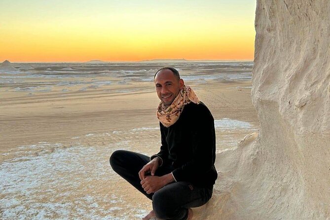 2 Days and 1 Night White Desert Camping Tour - Crystal Mountain and Aqapat’s unusual rock shapes