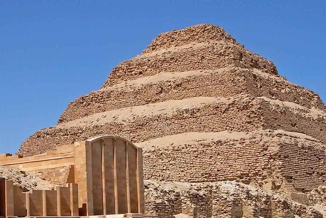 2 days cairo - Giza, the famous view that still earns its place