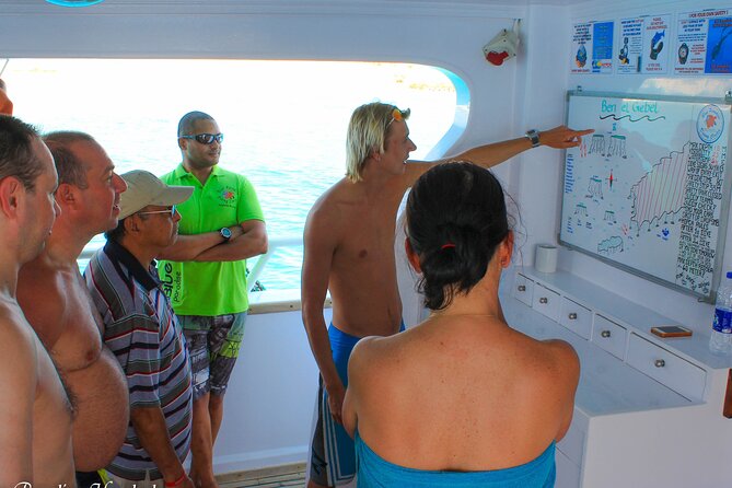 2-Dive adventure-Safe & Top-rated boat for Certified Divers - Setting out from Hurghada at 8 am