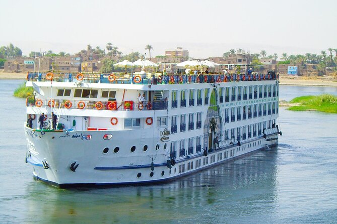 4 Day Nile Cruise Aswan to Luxor, Abu Simbel & Hot Air Balloon - Day 1: Philae and the first night on the Nile