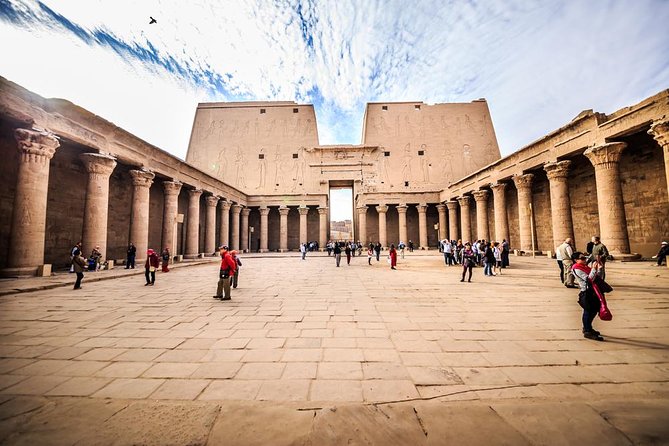 4 Days 3 Nights Nile cruise Aswan to luxor - Day 3: Edfu, the Esna Lock, and Luxor