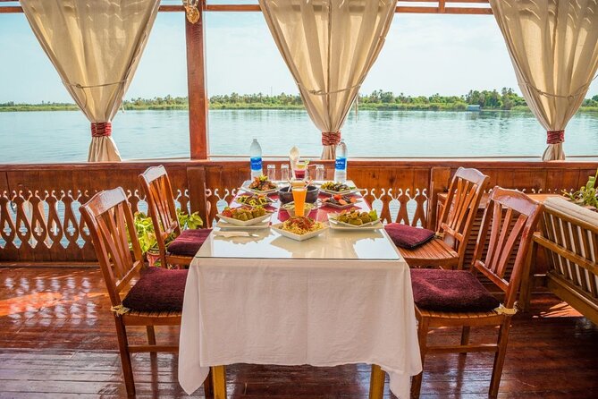 5 Days 4 Nights Nile Cruise Tour - Your first afternoon at Luxor Temple and Karnak