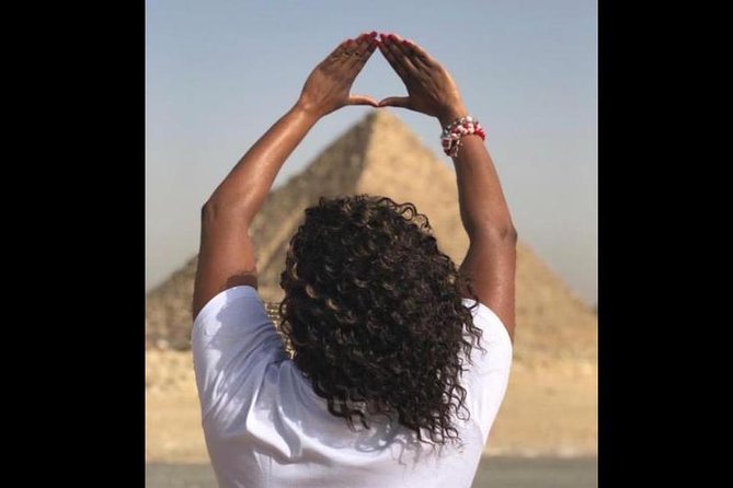 6 Hours visit to Giza pyramids sphinx and Sakkara - The Sphinx and Valley Temple add more than another photo
