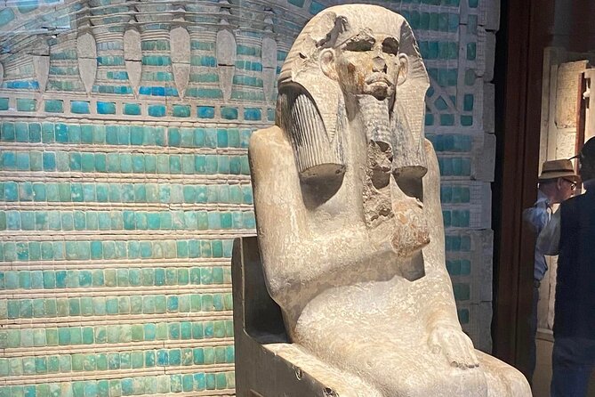 8-Hours private tour of Giza pyramids, Egyptian museum&Bazaar - Lunch with an Egyptian flavor