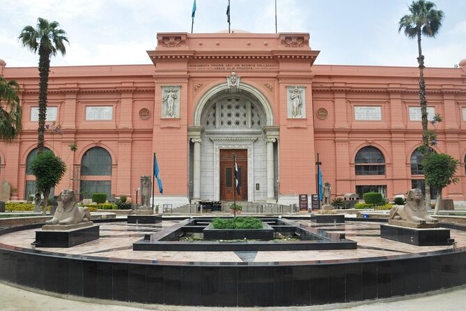 8-Hours private tour of Giza pyramids, Egyptian museum&Bazaar - The guides can shape the whole day