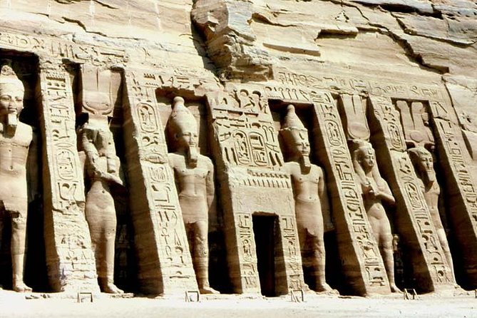 Abu Simbel Excursion 1 Day Trip from Aswan (Sharing Bus & Egyptologist Guide) - How the Egyptologist guiding works