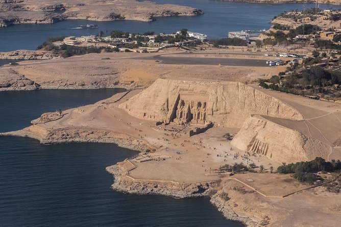 Abu Simbel Excursion 1 Day Trip from Aswan (Sharing Bus & Egyptologist Guide) - The Temple of Hathor and Queen Nefertari