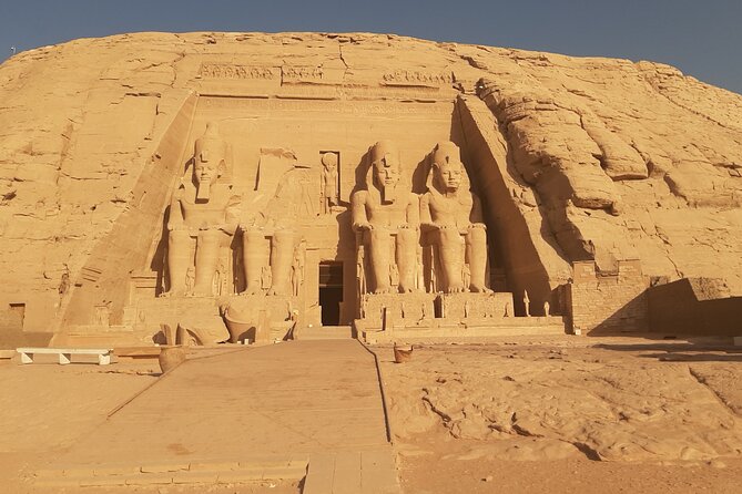 Abu Simbel Private Full-Day Tour from Aswan - Crowds, heat, and the best departure time