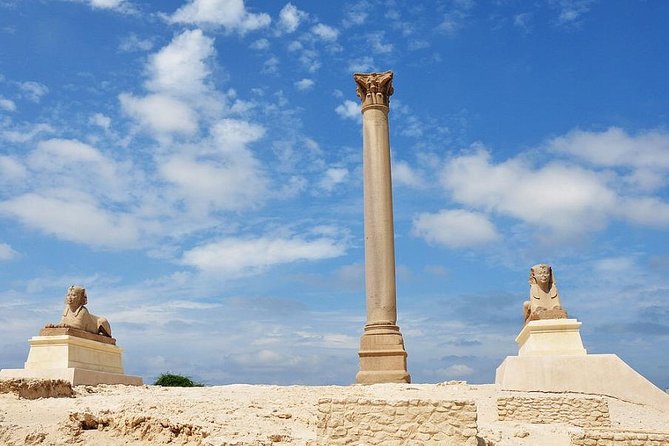 Alexandria Day Tour From Cairo & Giza Hotels - Kom el Shoqafa, Alexandria’s underground surprise