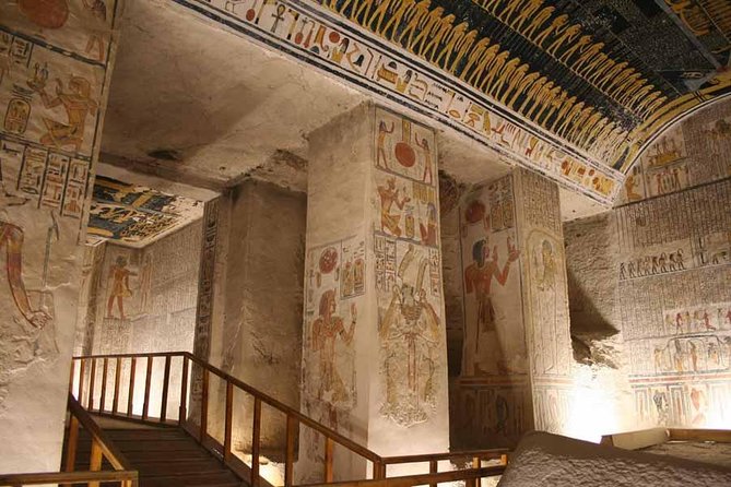 All-Inclusive Full Day To Explore Luxor's East & West Bank - Luxor Temple and layers of living history