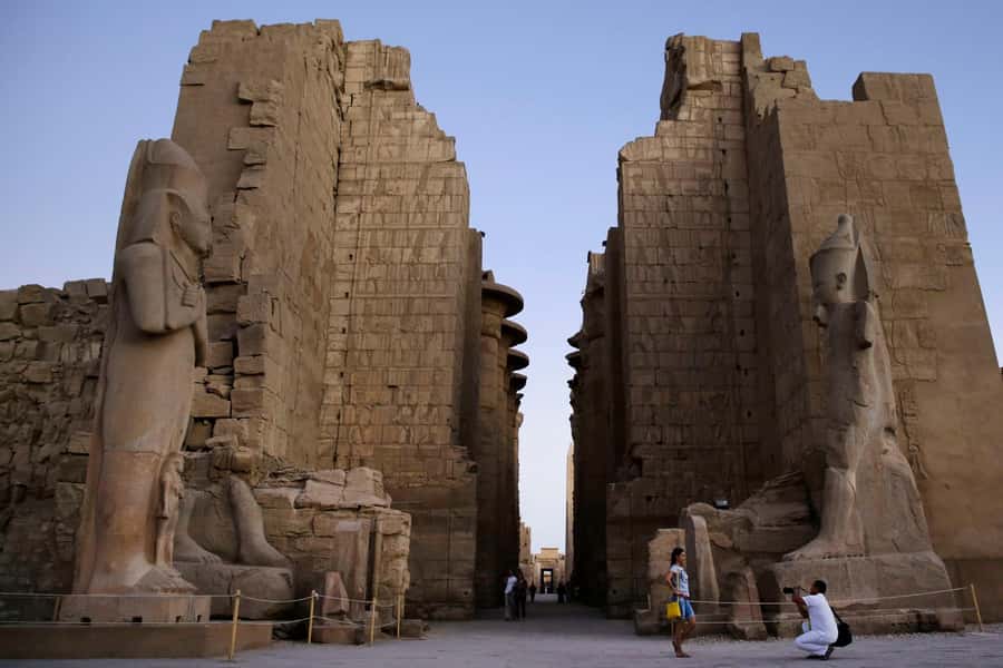 Aswan: 3-Day Nile River Cruise to Luxor with Guided Tours - Day 3: Tombs, Hatshepsut, and the great temples of Luxor