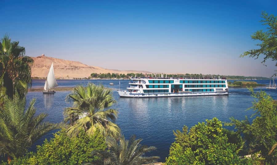 Aswan: 3-Day Nile River Cruise to Luxor with Guided Tours - The ship: comfortable, but do not expect perfection