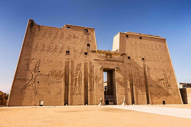 Aswan: Edfu and Kom Ombo Day Tour with Luxor Transfer - Starting in Aswan and watching Egypt pass by