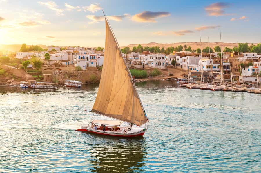Aswan: Felucca Ride on The Nile River with an Egyptian Meal - What you see from the river