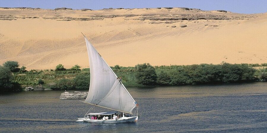 Aswan: Felucca Ride on The Nile River with an Egyptian Meal - What to bring and what to expect on board