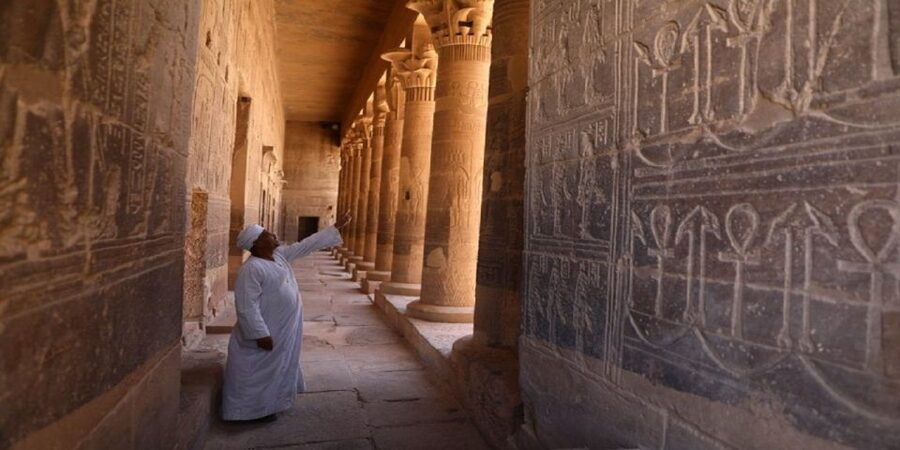 Aswan: Philae Temple Guided Half-Day Group Tour - What the $35 price really buys