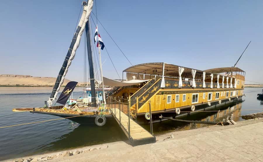 Aswan to Luxor: 4-Day Luxury Dahabiya Nile Cruise Adventure - Key points to know before booking