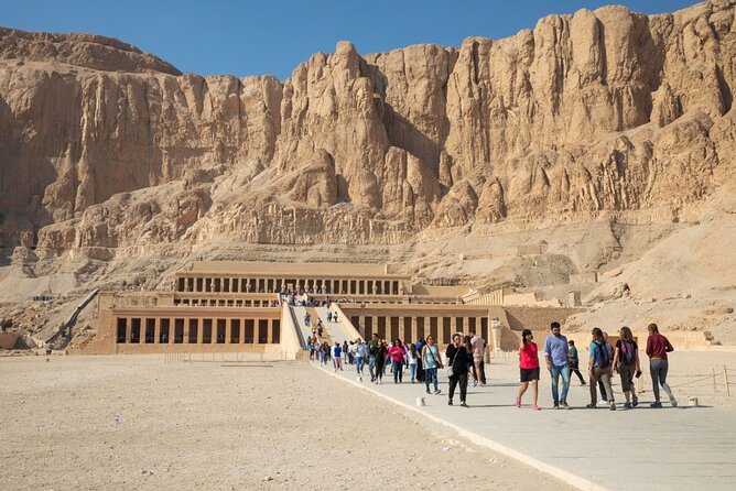 Balloon, East Bank, West Bank, and Valley of the Queens in Luxor - What the $45 price really covers