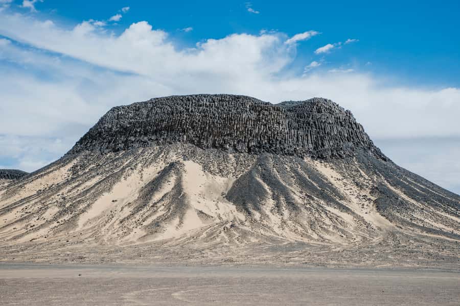 Cairo: 2-Day Bahariya Oasis Camp and Desert Tour - Bawiti, dunes, and the salt lake