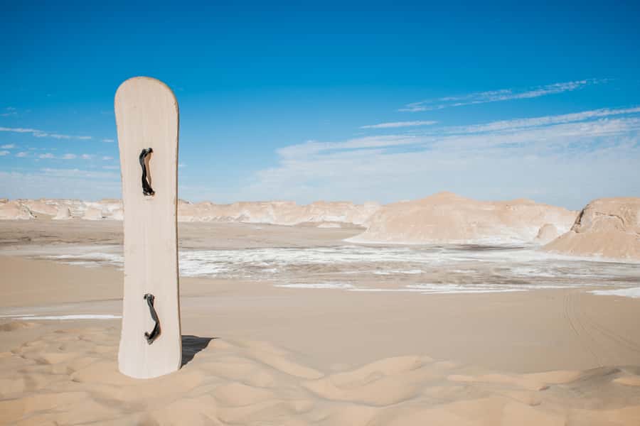 Cairo: 2-Day Bahariya Oasis Camp and Desert Tour - White Desert National Park and the Valley of the Tents
