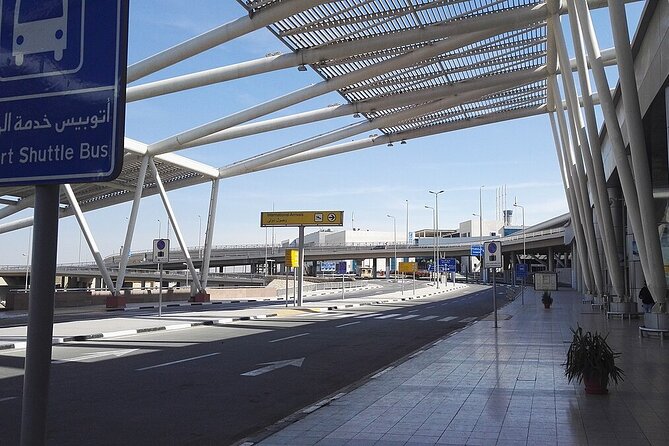 Cairo: Airport Transfer Service With Meeting And Greeting - What the $15 price really buys