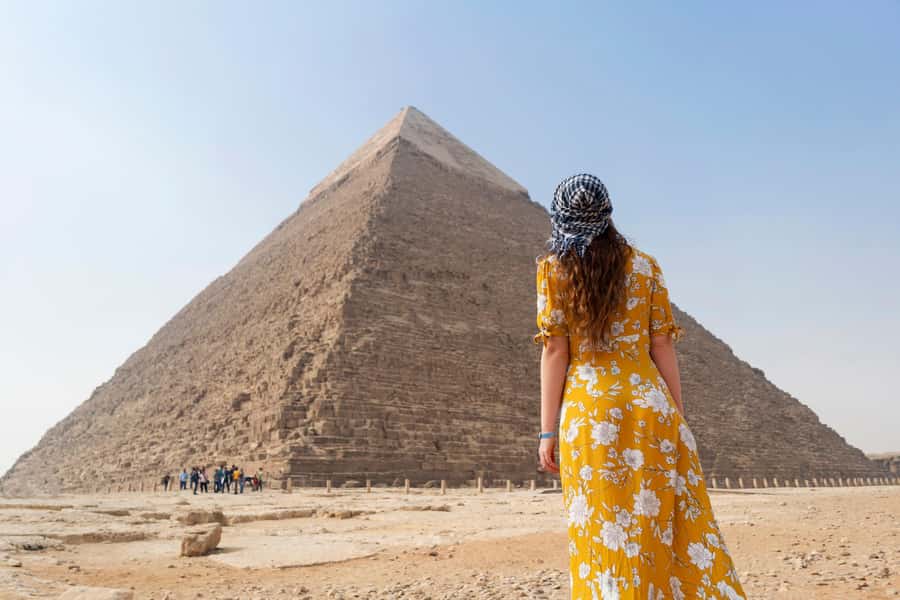 Cairo: All-Inclusive 6-Day Egypt Highlights & Nile Cruise - Day 1: Giza’s pyramids and the Egyptian Museum