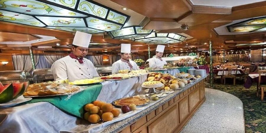 Cairo: Buffet Dinner Cruise with Folkloric Show - The Nile views after dark