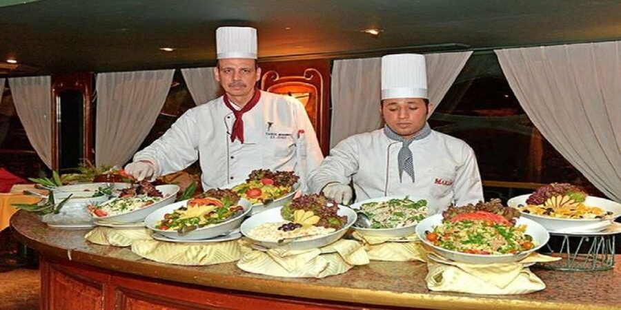 Cairo: Buffet Dinner Cruise with Folkloric Show - Who will enjoy this cruise most