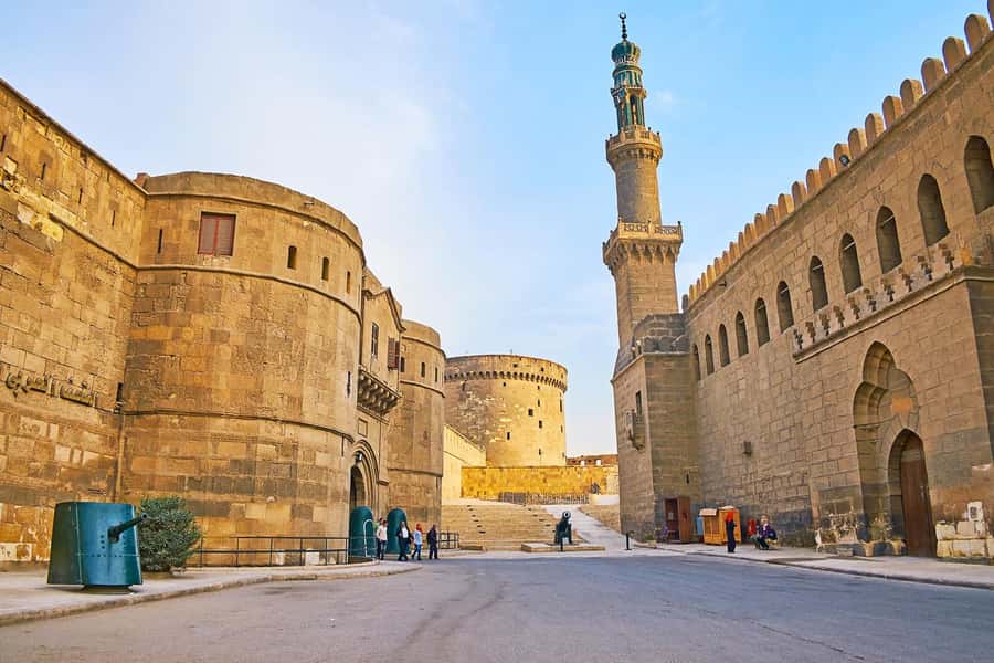 Cairo Citadel, Old Cairo and Khan El Khalili: Private Tour - Walking into Khan el-Khalili