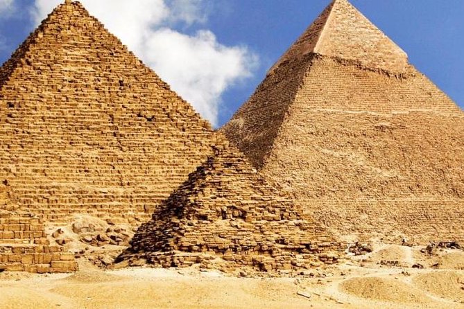 Cairo Day Tour By Plane From Sharm El Sheikh - Two hours at the Pyramids of Giza