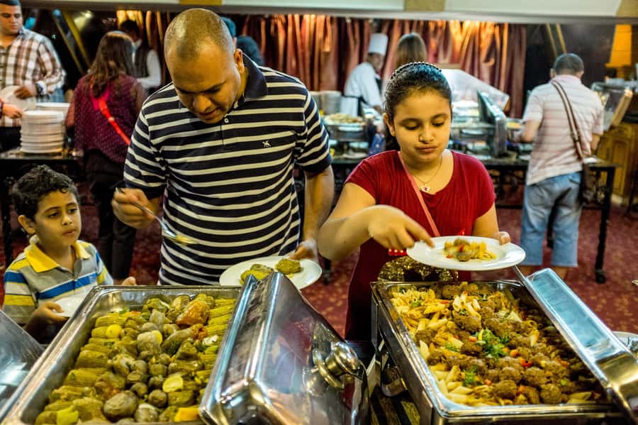 Cairo: Dinner Cruise on the Nile River - What the $40 price includes