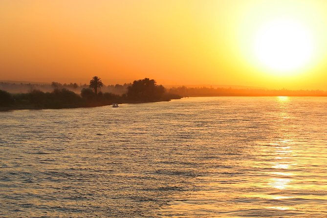 Cairo dinner Cruise with Belly dancer show - What the three-hour itinerary actually includes