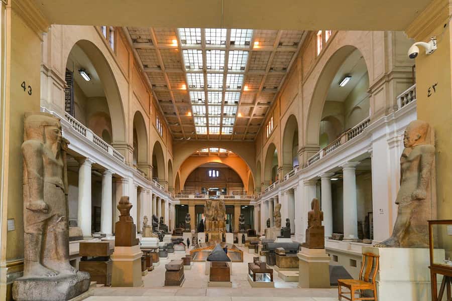 Cairo: Egyptian Museum, Old Cairo & Bazaar Private Day Tour - Taking a proper lunch break