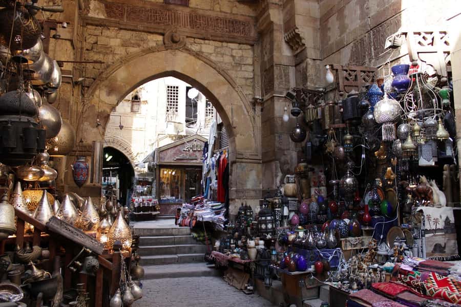 Cairo: Egyptian Museum, Old Cairo & Bazaar Private Day Tour - Who should book this tour?