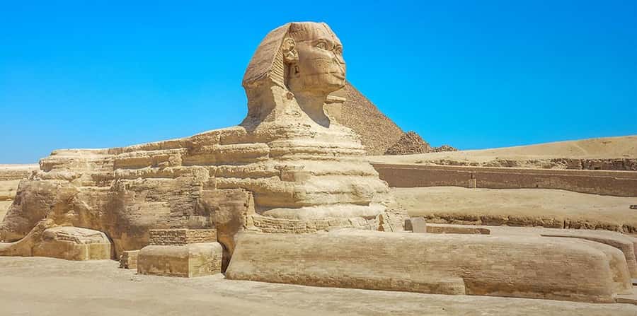 Cairo/Giza: Guided Pyramids, Sphinx and Egyptian Museum Tour - Starting in Cairo with a practical hotel pickup