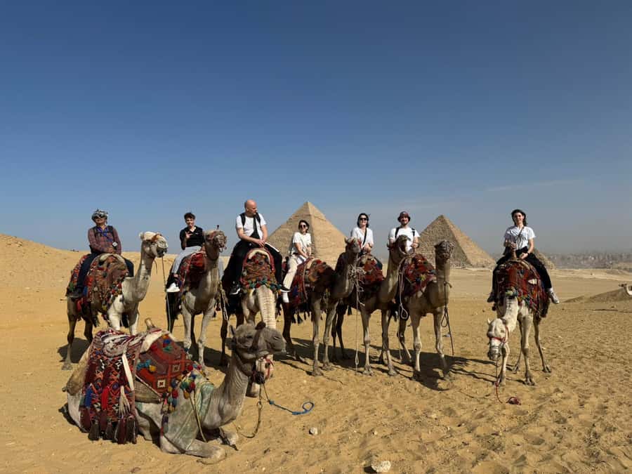 Cairo: Giza Pyramids & Grand Egyptian Museum Tour with Lunch - Starting with the Giza Pyramids