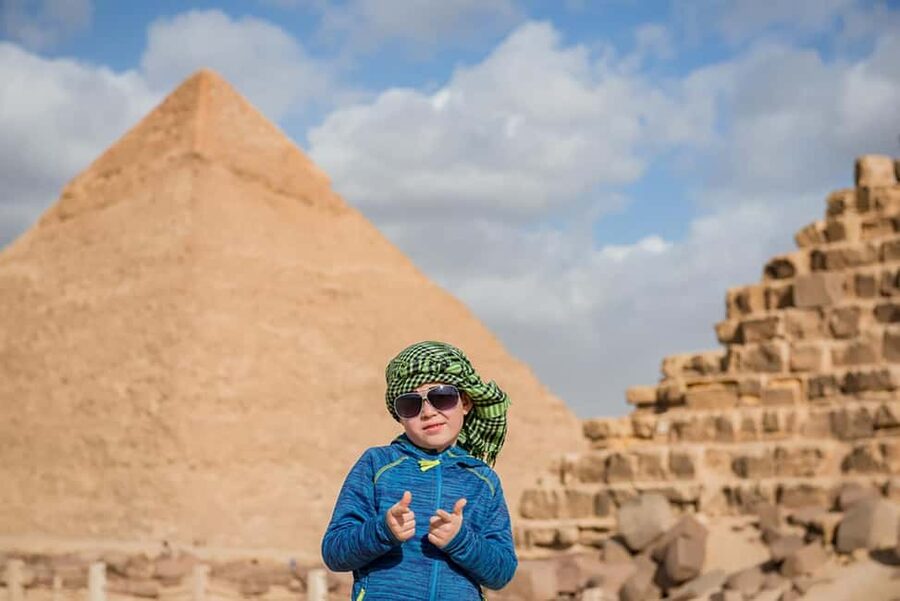 Cairo: Giza Pyramids Skip-the-Line Fast Entry Pass - Handling unofficial guides and ticket pressure