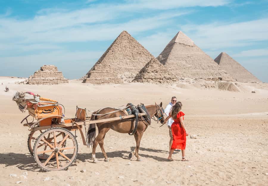 Cairo: Half Day Pyramids Tour by Camel or Horse Carriage - Key points to know before booking