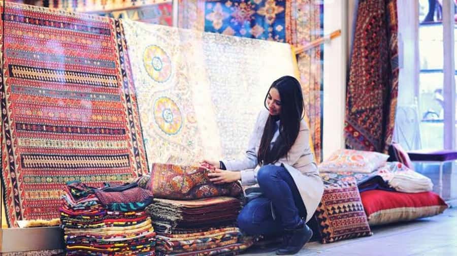 Cairo: Half Day Shopping tour - The spice shop and local food detour