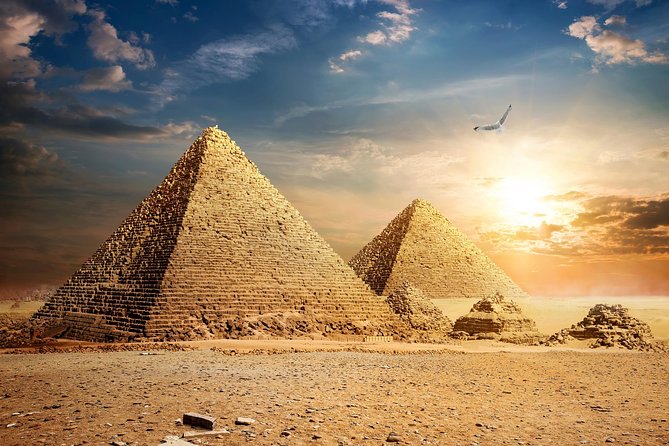 Cairo Layover Tours to Giza Pyramids and Sphinx From Cairo Airport - Meeting the Great Sphinx