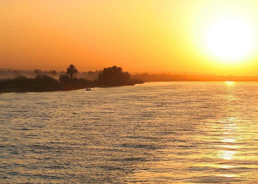 Cairo: Nile Dinner Cruise with Belly Dancer Show and Music - What can go wrong, and how to protect your evening