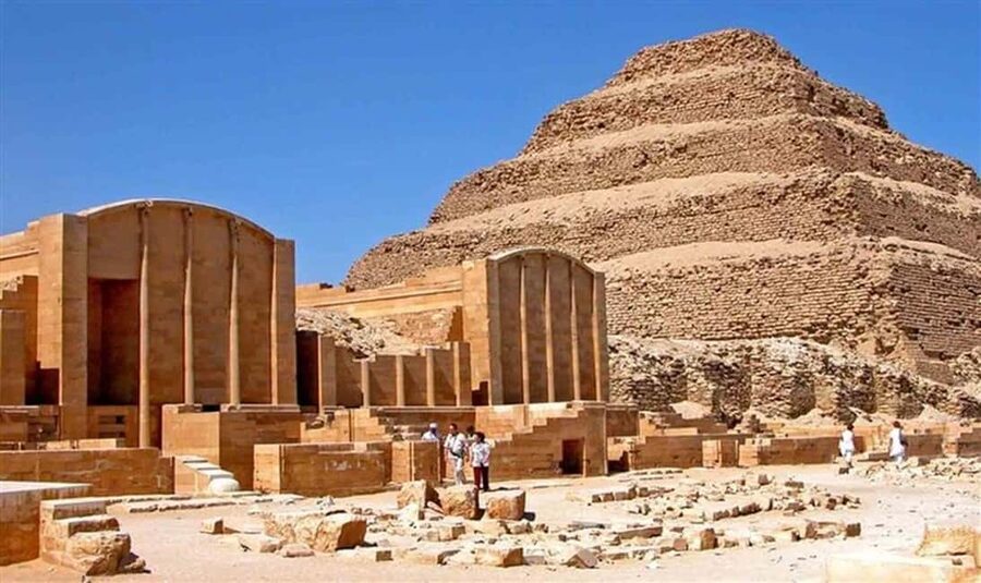 Cairo: Private Giza Pyramids, Sphinx, Saqqara & Memphis Tour - Saqqara and the Step Pyramid of Djoser