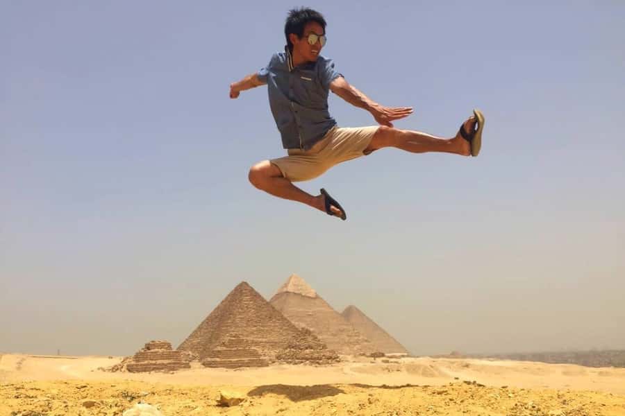 Cairo: Private Pyramids, Museum & Bazaar Tour with Lunch - Why this private Cairo day works