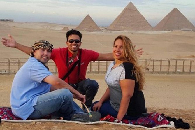 Cairo Private Tours To Giza Pyramids,Egyptian Museum & Bazaar - The Sphinx and the Giza Plateau