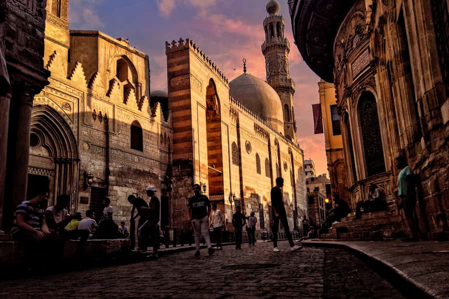 Cairo: Pyramids, Bazaar, Citadel Tour with Photographer - Key points to know before booking