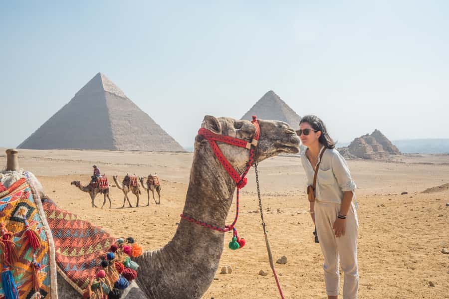 Cairo: Pyramids, Bazaar, Citadel Tour with Photographer - The 30-minute camel ride and Great Sphinx