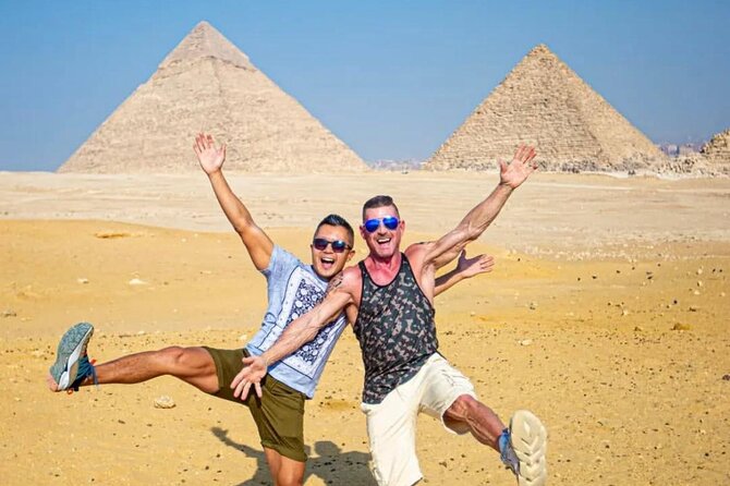 Cairo: Pyramids, Bazaar, Lunch with Female Guide - What the female guide adds