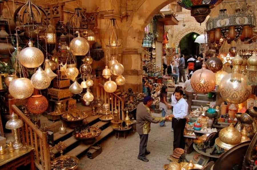 Cairo: Pyramids of Giza Sound & Light Show with City Tour - A local restaurant and a simple Egyptian dinner