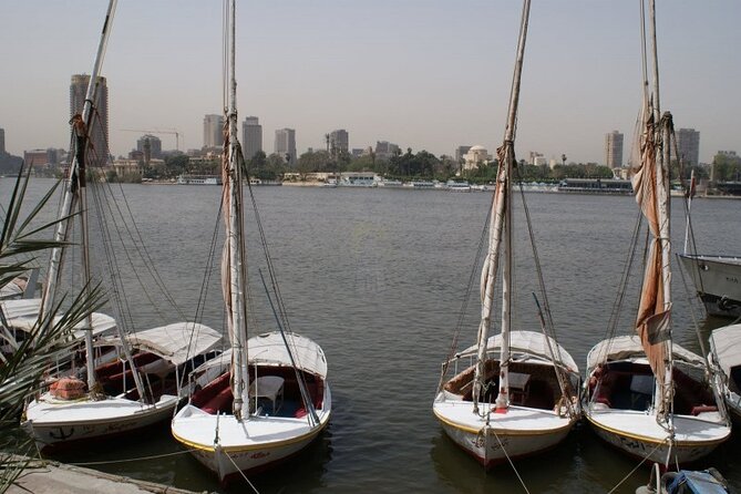 Cairo sailing boat Tours on the Nile by felucca - Lunch: the detail that needs the most care